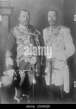 Zar Nikolaus II., König Georg V., 1913. Zeigt Zar Nikolaus II. Von Russland (1868–1918) und König Georg V. von Großbritannien (1865–1936). Stockfoto