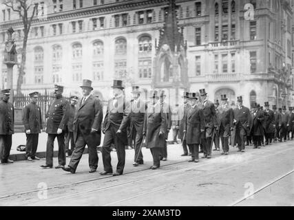 Gaynor Pall Bearers, Taft, Adamson, Waldo, 1913. Zeigt Pall-Träger bei der Beerdigung von William Jay Gaynor (1849–1913), Bürgermeister von New York City. Stockfoto