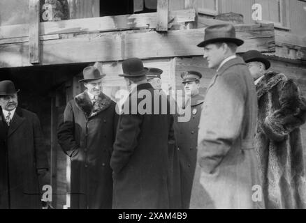 Bürgermeister Mitchel bei der Fertigstellung des Aquädukts am 14.12.1914. Zeigt John Purroy Mitchel (1879–1918), Bürgermeister von New York City (1914–1917). Stockfoto