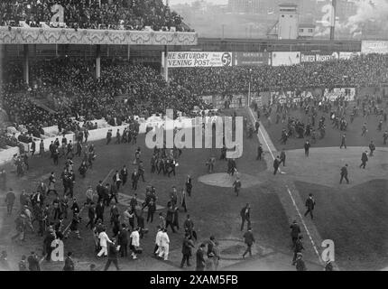 World Series 1913, nach dem 3. Spiel, Polo Grounds, NY (Baseball), 1913. Stockfoto