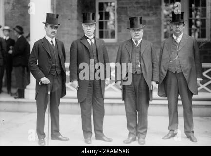 Dodge, Lamar, Lehman, Rose, 1914. Zeigt US-Delegierte auf der Niagara Peace Conference von 1914, darunter: Associate Justice Lamar vom Obersten Gerichtshof der USA, Frederick W. Lehman, ehemaliger Solicitor General, und Robert F. Rose, Außenhandelsberater des US-Außenministeriums. Stockfoto