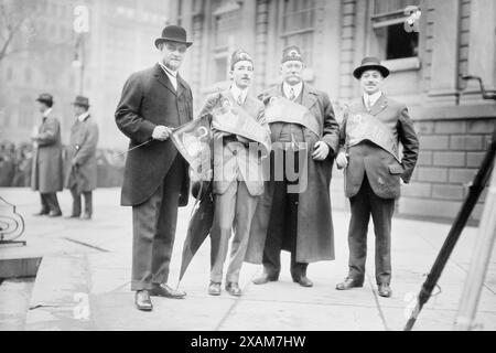 Colonel A.S. Bacon -- Theo. Mackey -- Geo. A. Dyack - Alex. Herr Cohn von Cal. In New York, 1914. Stockfoto