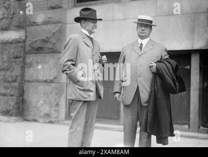 Ex-Regierung [George] Pardee, Kalifornien - Gouverneur [Hiram W.] Johnson, 1912. 1912 wurde auf der Republic National Convention im Chicago Coliseum, Chicago, Illinois, vom 18. Bis 22. Juni abgehalten. Stockfoto