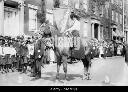 Madge Udall, Wahlrechtsparade, 1913. Stockfoto