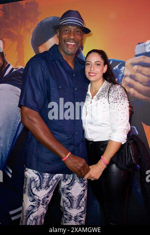 MIAMI, FLORIDA – 5. JUNI: Alonzo Mourning und Mariona Bosca nehmen am 5. Juni 2024 an der Miami Screening „Bad Boys: Ride or die“ in Miami Teil (Foto: Alberto E. Tamargo/SIPA USA) Stockfoto