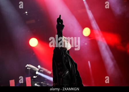 Die klassische Heavy-Metal-Band Judas Priest mit Frontmann Rob Halford aus Birmingham auf der Festivalbühne beim Sweden Rock Festival 2024 in Sölvesborg, Schweden am 07. juni 2024.Foto: Fredrik Sandberg/TT/Code 10080 Credit: TT News Agency/Alamy Live News Stockfoto