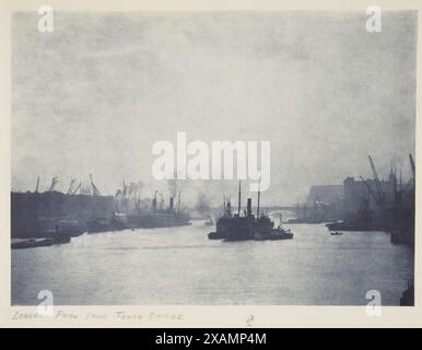 London Pool von der Tower Bridge. Aus dem Album: Photograph Album - London, 1920er Jahre Stockfoto