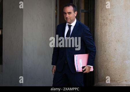 Paris, Frankreich. Juni 2024. Sébastien Lecornu, Minister der Streitkräfte, trifft im Palais Elysée ein. Der ukrainische Präsident Wolodymyr Zelenski wurde von seinem französischen Amtskollegen Emmanuel Macron anlässlich seines offiziellen Besuchs in Frankreich im Palais Elysée in Paris empfangen. Quelle: SOPA Images Limited/Alamy Live News Stockfoto