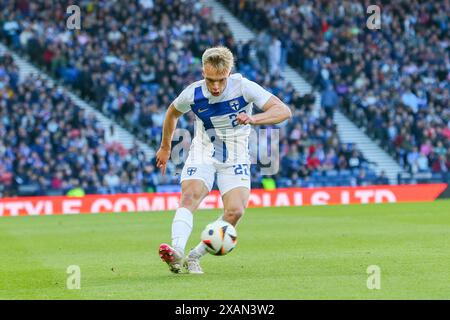 Glasgow, Großbritannien. Juni 2024. Schottland spielt Finnland in einem Freundschaftsspiel der UEFA International im Hampden Park, Fußballstadion, Glasgow, Schottland, Großbritannien. Dies ist das letzte Länderspiel Schottlands vor dem Spiel gegen Deutschland im Eröffnungsspiel der EM 2024. Quelle: Findlay/Alamy Live News Stockfoto