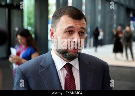 Sankt Petersburg, Russland. Juni 2024. Denis Pushilin, Leiter der Volksrepublik Donezk (DPR) auf dem Internationalen Wirtschaftsforum von St. Petersburg 2024 (SPIEF 2024). Quelle: SOPA Images Limited/Alamy Live News Stockfoto