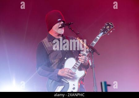 Rock am Ring, Festival Tag 1, Nürburgring, 07.-09.06.2024 Adenau, Deutschland - 7,6.2024: Josh Homme von Queens of the Stone Age spielt bei Rock am Ring. Das Festival findet am Nürburgring in der Nähe der Stadt Adenau vom 07.-09.06.2024 statt. Adenau Rheinland-Pfalz Deutschland *** Rock am Ring, Festtag 1, Nürburgring, 07 09 06 2024 Adenau, Deutschland 7 6 2024 Josh Homme aus Königinnen der Steinzeit spielt am Rock am Ring das Festival findet am Nürburgring bei der Stadt Adenau vom 07 09 06 2024 Adenau Rheinland Pfalz Deutschland Copyright: xChristianxEnderx statt Stockfoto