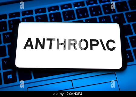 Anthropic ein Firmenlogo für künstliche Intelligenz Stockfoto