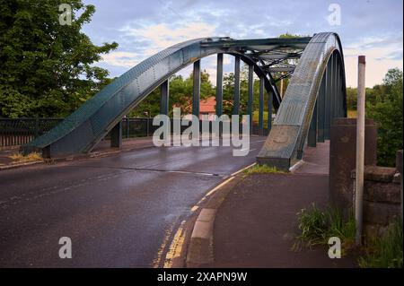 29. Mai 2024: Ruswarp/UK: Iron Bridge bei ruswarp außerhalb von whitby im Norden yorkshires Stockfoto