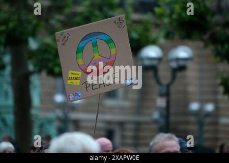 "Hamburg, Deutschland - 06 07 2024" Demonstration gegen Rechtsextremismus und für Demokratie, Europawahlen Stockfoto