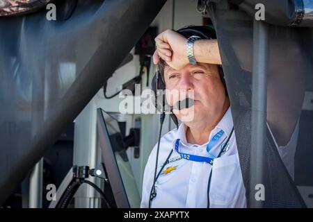Elkhart Lake, Wi, USA. Juni 2024. DAVE O'NEILL, Teamleiter DER NTT INDYCAR-SERIE, beobachtet, wie seine Teams sich auf den XPEL Grand Prix auf der Road America in Elkhart Lake, WI vorbereiten. (Kreditbild: © Walter G. Arce Sr./ASP via ZUMA Press Wire) NUR REDAKTIONELLE VERWENDUNG! Nicht für kommerzielle ZWECKE! Stockfoto