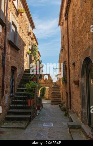 Ein Blick auf Civita di Bagnoregio, die sterbende Stadt. Stockfoto