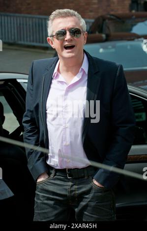 X Factor Auditions, Cardiff Today, Montag, 25.6.12. Louis Walsh kommt. Stockfoto