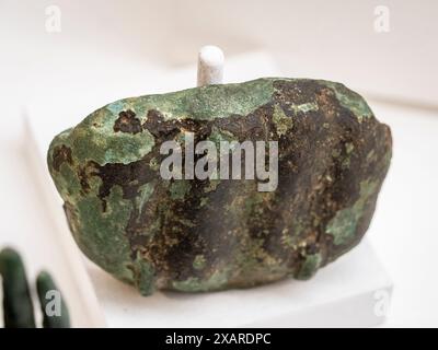 Pugilathandschuh, Bronze, ibero-römische Ära, 1.-3. Jahrhundert n. Chr. Riotinto, Huelva Museum, Huelva, Andalusien, Spanien. Stockfoto