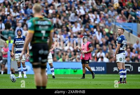 Twickenham, Vereinigtes Königreich. Juni 2024. Gallagher Premiership Rugby Finale. Northampton Saints V Bath Rugby. Twickenham Stadium. Twickenham . Finn Russell (Bath Rugby) bereitet sich auf das Gallagher Premiership Rugby-Finale zwischen Northampton Saints und Bath Rugby vor. Quelle: Sport In Pictures/Alamy Live News Stockfoto