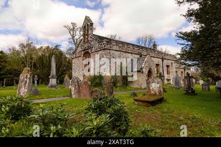 St Michael and All Angels Church, auf dem Gelände von Muncaster Castle, Ravenglass, Cumbria, Lake District, England, Vereinigtes Königreich. Stockfoto