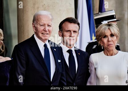 Antonin Burat/Le Pictorium - Staatsbesuch von US-Präsident Joe Biden in Frankreich. Dezember 2023. Frankreich/Paris - der französische Präsident Emmanuel Macron und seine Frau Brigitte Macron und der US-Präsident Joe Biden bei einem Staatsessen im Elysee Palace in Paris am 8. Juni 2024. Quelle: LE PICTORIUM/Alamy Live News Stockfoto