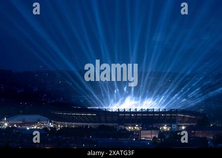 Edinburgh, 8. Juni 2024. Taylor Swift an ihrem zweiten Abend auf ihrer Eras-Tour mit 73.000 Zuschauern im Scottish Gas Murrayfield Stadium in Edinburgh. Tom Duffin Fotograf. Quelle: Tom Duffin/Alamy Live News Stockfoto