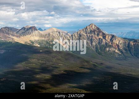 Pyramid Mountain Peak, Jasper National Park, Kanada. Stockfoto