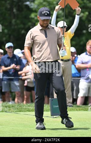 Dublin, Ohio, USA. Juni 2024. Xander Schauffele (USA), bevor er in der dritten Runde beim Memorial Tournament in Dublin, Ohio, ins 1. Loch abzweigt. Brent Clark/Cal Sport Media/Alamy Live News Stockfoto