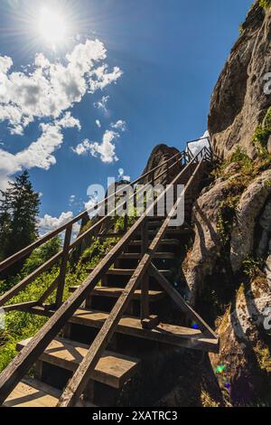 Ein Felsen in Tustan Festung Place Skole Beskids National Nature Park Lemberg Region Stockfoto