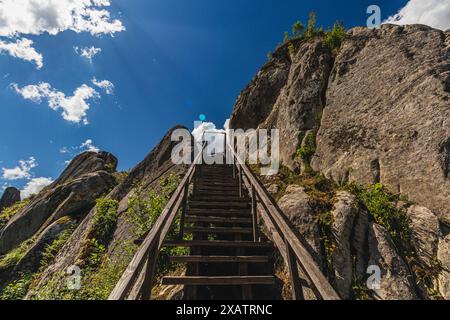 Ein Felsen in Tustan Festung Place Skole Beskids National Nature Park Lemberg Region Stockfoto