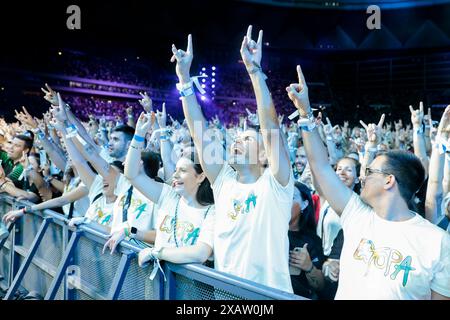 Sevilla, Spanien. Juni 2024. Die Estopa-Gruppe gibt am 08. Juni 2024 ein Konzert im La Cartuja-Stadion zum 25-jährigen Bestehen der Musik in Sevilla, Spanien. (Foto: Jose Luis Contreras/Dax Images) (Foto: DAX Images/NurPhoto) Credit: NurPhoto SRL/Alamy Live News Stockfoto