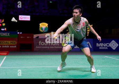 Jakarta, Indonesien. Juni 2024. Kunlavut VITIDSARN aus Thailand im Einzelspiel am fünften Tag der Kapal API Indonesia Open gegen anders ANTONSEN aus Dänemark im Istora Gelora Bung Karno am 8. Juni 2024 in Jakarta, Indonesien Credit: IOIO IMAGES/Alamy Live News Stockfoto