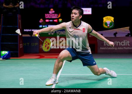 Jakarta, Indonesien. Juni 2024. Kunlavut VITIDSARN aus Thailand im Einzelspiel am fünften Tag der Kapal API Indonesia Open gegen anders ANTONSEN aus Dänemark im Istora Gelora Bung Karno am 8. Juni 2024 in Jakarta, Indonesien Credit: IOIO IMAGES/Alamy Live News Stockfoto