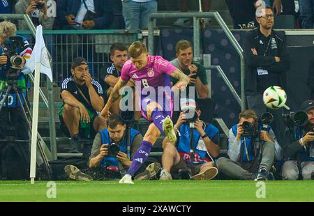 Toni Kroos, DFB 8 beim Eckball Ecke, Eckfahne, Eckfahne, im Freundschaftsspiel DEUTSCHLAND, Griechenland. , . Am 3. Juni 2024 in Nürnberg. Fotograf: ddp Images/STAR-Images Credit: ddp Media GmbH/Alamy Live News Stockfoto