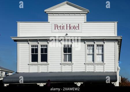 Martinborough, Nordinsel, Aotearoa / Neuseeland - 26. Mai 2019: Das Petit Hotel in Martinborough Stockfoto