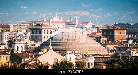 Rom, Italien. Dachschräge von Pantheon und das Stadtbild der Stadt Stockfoto