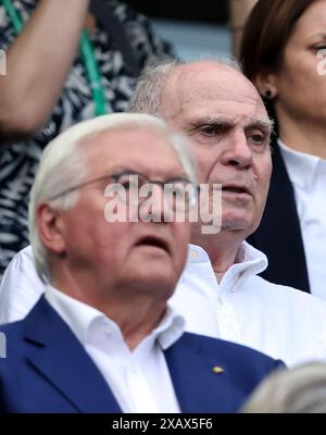 BundesprŠsident Frank Walter Steinmeier mit Ehrenpräsident Bayern München Uli Hoeness FC Bayern München Frauen vs VFL Wolfsburg Fußball DFB Pokal Finale Saison 2023 / 2024 Frauen Fußball Copyright by : Sampics Photographie Bierbaumstrasse 6 81243 MŸnchen TEL.: ++49/89/82908620 , FAX : ++49/89/82908621 , E-Mail : sampics@t-online.de Bankverbindung : HypoVereinsbank MŸnchen Konto : 1640175229 , BLZ 70020270 IBAN : DE78700202701640175229 BIC : HYVEDEMMXXX weitere Motive finden sie unter : www.augenklick.de Stockfoto