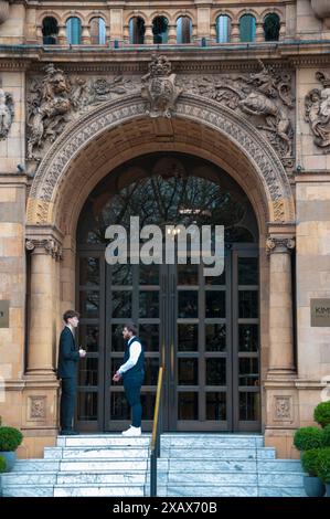 Kimpton Fitzroy Hotel (früher das Hotel Russell) am Russell Square, Bloomsbury, London, England Stockfoto