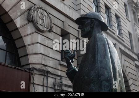 London, England – August 2023. 221B Baker Street ist die Londoner Adresse des fiktiven Detektivs Sherlock Holmes, der vom Autor Sir Arthur Conan geschaffen wurde Stockfoto