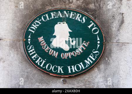 London, England – August 2023. 221B Baker Street ist die Londoner Adresse des fiktiven Detektivs Sherlock Holmes, der vom Autor Sir Arthur Conan geschaffen wurde Stockfoto