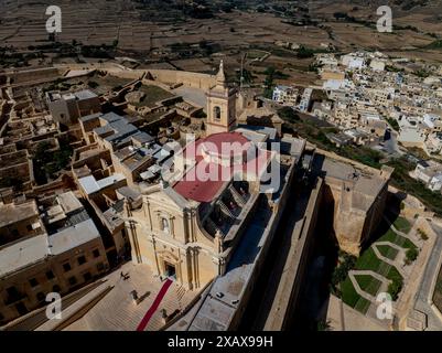 Aus der Vogelperspektive auf die Zitadelle - Hauptstadt von Gozo. Victoria City, Malta Stockfoto