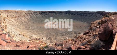 Panoramablick auf einen antiken Meteoriteneinschlag Stockfoto