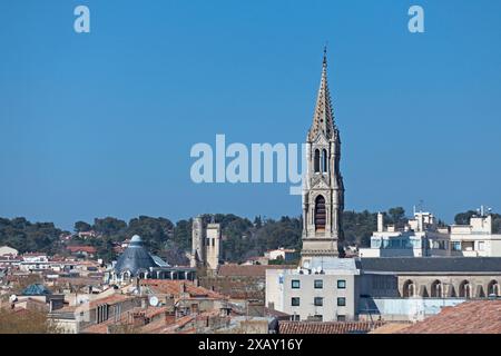 Die Kirche Sainte-Perpétue und Sainte-Félicité (französisch: Eglise Sainte-Perpétue et Sainte-Félicité) ist eine Kirche im eklektischen Stil in Nîmes Stockfoto