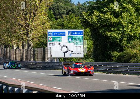 Le Mans, Frankreich, 09. Juni 2024#51 Ferrari AF Corse (ITA) Ferrari 499P (HY) - Alessandro Pier Guidi (ITA) / James Calado (GBR) / Antonio Giovinazzi (ITA) während der 92. Ausgabe der 24 Stunden von Le Mans, 4. Runde der FIA WEC Langstrecken-Weltmeisterschaft 2024, Test Day, Circuit des 24H du Mans, 9. Juni 2024 in Le Mans, Frankreich. Foto Kristof Vermeulen/MPS Agentur Credit MPS Agentur/Alamy Live News Stockfoto