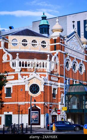 The Grand Opera House in Belfast, Nordirland, 16. Oktober 2016. Es ist ein berühmtes Theater, das vom produktivsten Theaterarchitekten des Perio entworfen wurde Stockfoto