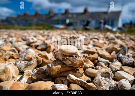 Ruhige und entspannende Steine, Kieselsteine und Meer Stockfoto