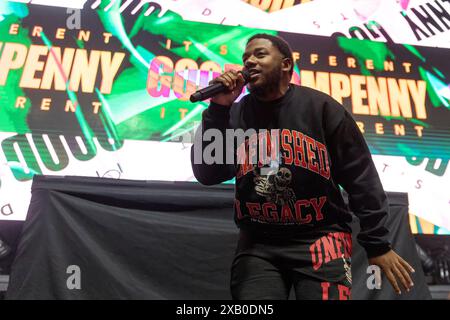 Milwaukee, USA. Juni 2024. Rapper LaRussell (LaRussell Thomas) während des Wiscansin fest at the Rave am 8. Juni 2024 in Milwaukee, Wisconsin (Foto: Daniel DeSlover/SIPA USA) Credit: SIPA USA/Alamy Live News Stockfoto