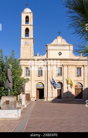 Europa, Griechenland, Kreta, Chania. Präsentation der Heiligen Metropolitankirche Jungfrau Maria oder Trimartiri. Außen. Griechisch-Orthodox. Stockfoto