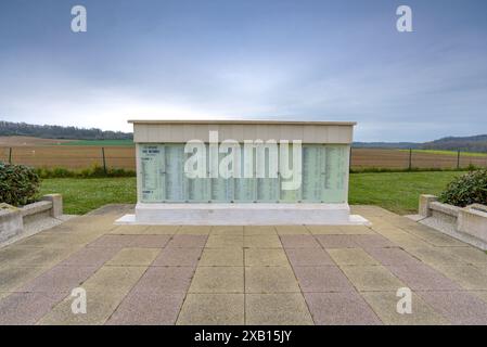 Ossarium mit unbekannten Soldaten von Somme-Schlachtfeldern Stockfoto