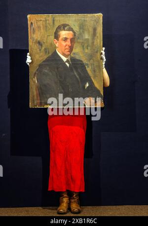 Olympia Auctions, London, Großbritannien. Juni 202. 1923, Portrait of Charles Romer Williams signiert und datiert J Sorolla 1913 oben links Öl auf Leinwand Est £12.000-18.000auf Angebot bei Olympia Auktionen am 12. Juni 2024. Quelle: Paul Quezada-Neiman/Alamy Live News Stockfoto